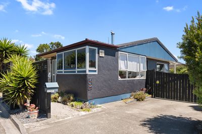 4 Balmoral Place, Stoke, Nelson | Tall Poppy 