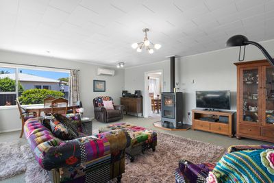 4 Balmoral Place, Stoke, Nelson | Tall Poppy 