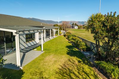 3 Golf Haven Way, Annesbrook, Nelson | Tall Poppy 