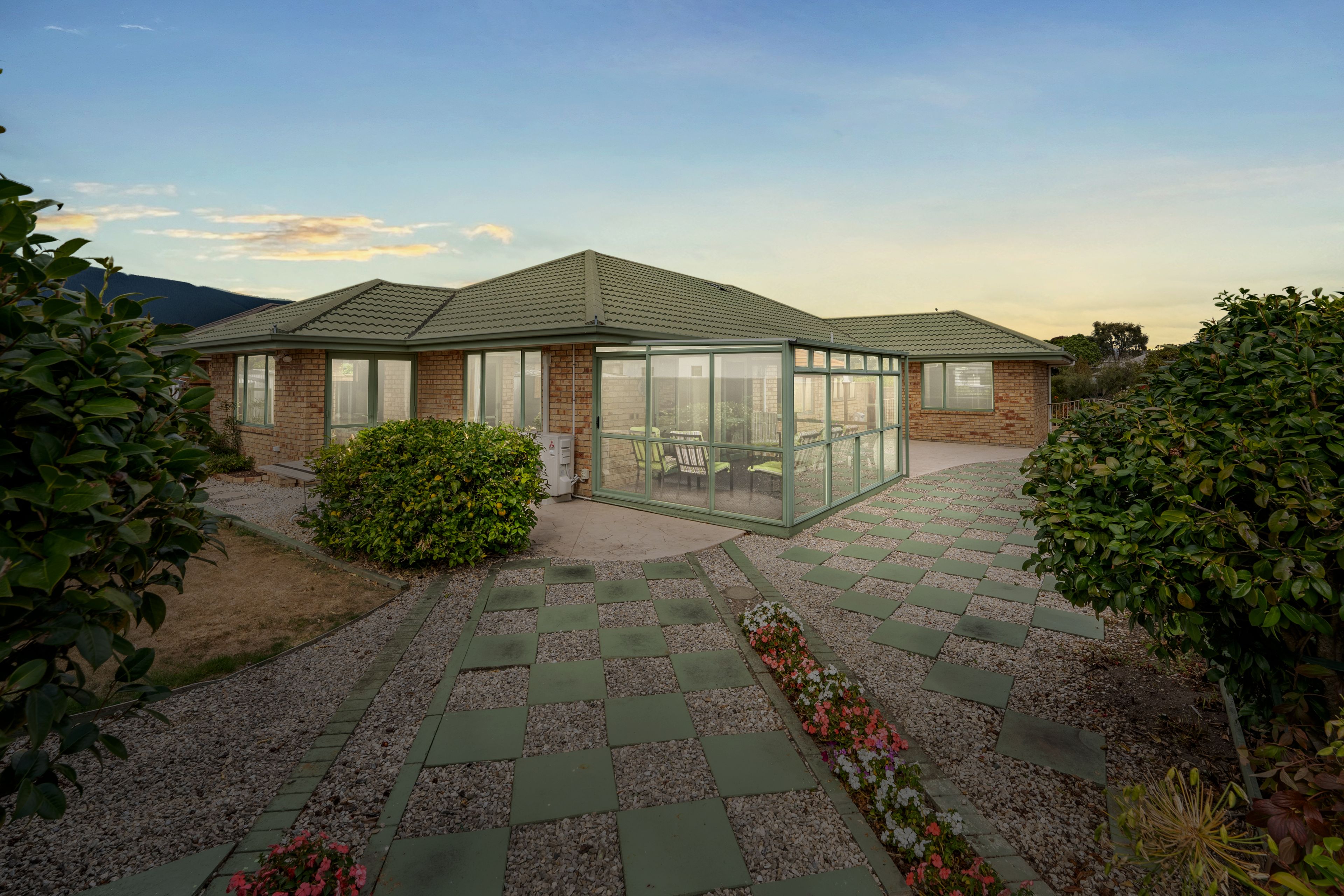 22 Kendall View, Stoke, Nelson | Tall Poppy