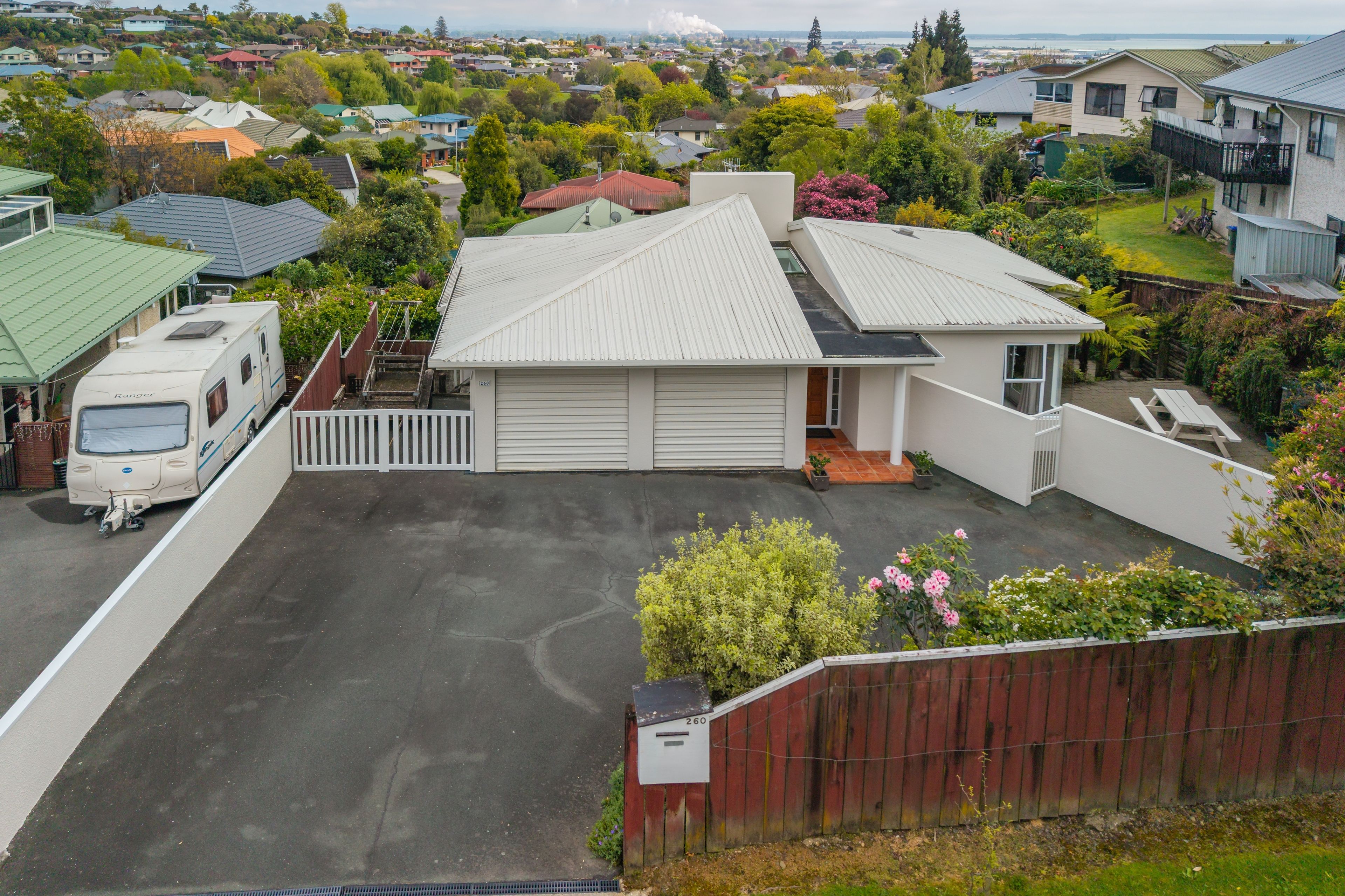 260 Hill Street, Richmond, Tasman, Nelson | Tall Poppy