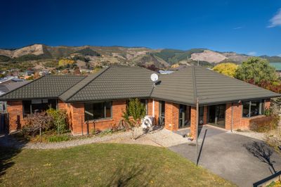 10 Lobank Place, Richmond, Tasman, Nelson | Tall Poppy 