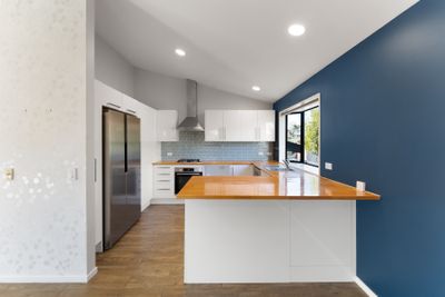 8 Squire Way, Richmond, Tasman, Nelson | Tall Poppy 