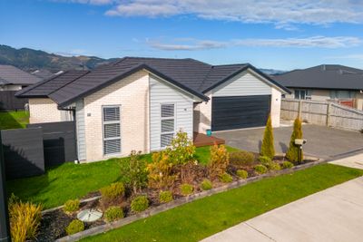 49 Berryfield Drive, Richmond, Tasman, Nelson | Tall Poppy 