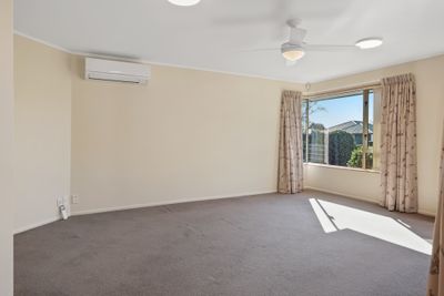 10 Wordsworth Place, Stoke, Nelson | Tall Poppy 