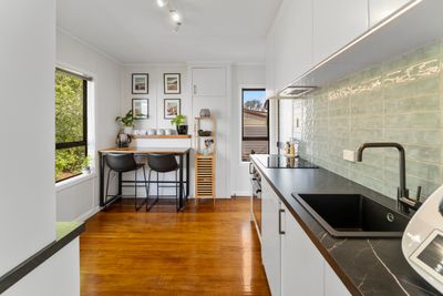 17 Stratford Street, Richmond, Tasman, Nelson | Tall Poppy 