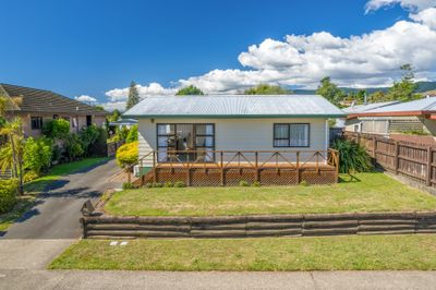 21 West Avenue, Richmond, Tasman, Nelson | Tall Poppy 