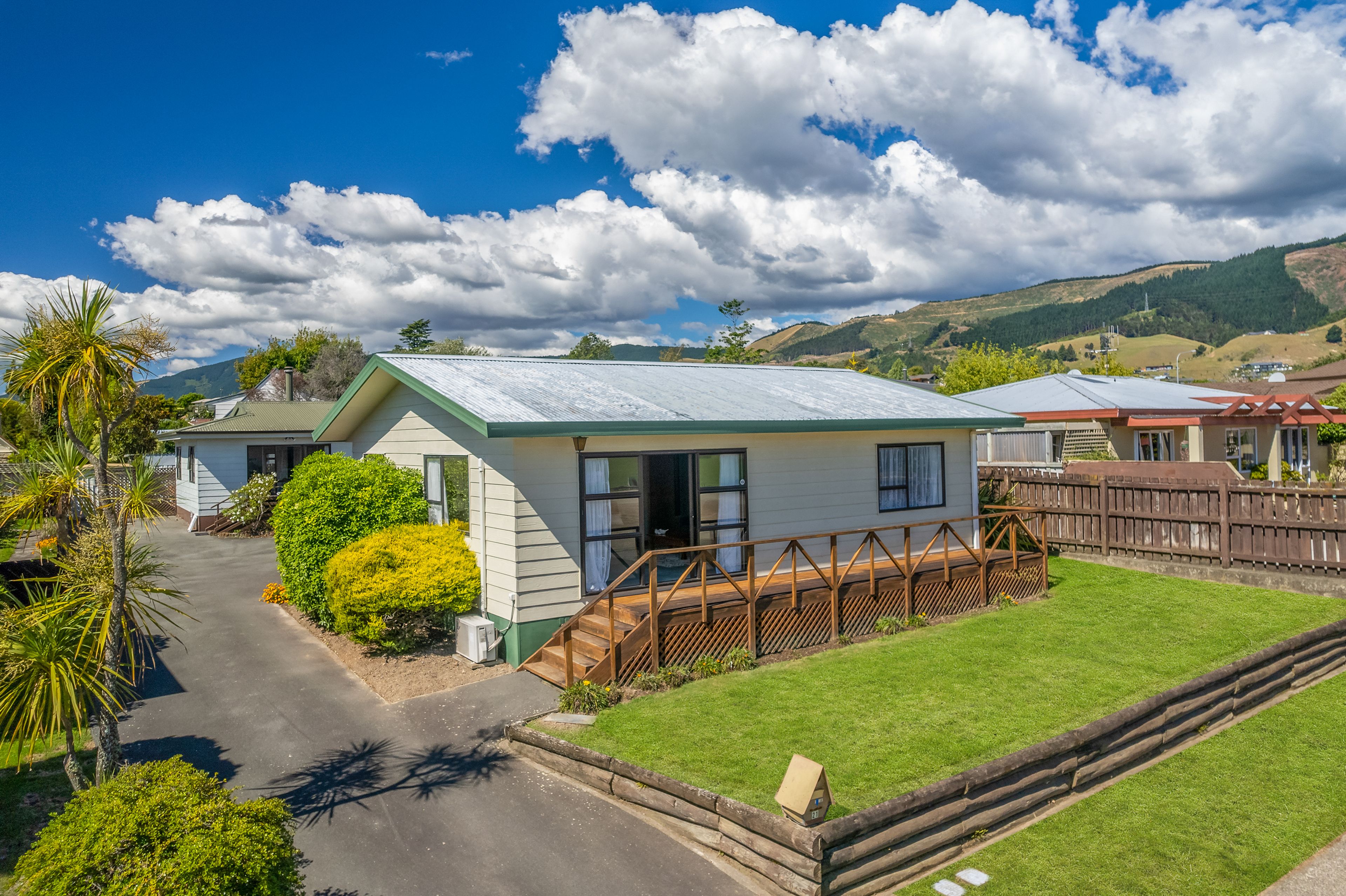 21 West Avenue, Richmond, Tasman, Nelson | Tall Poppy