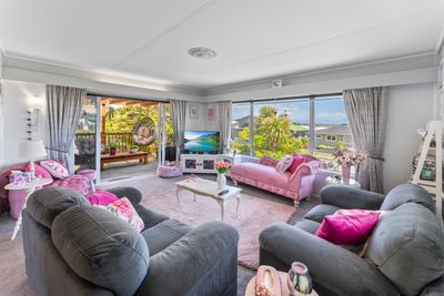 42 Fergusson Street, Stoke, Nelson | Tall Poppy 