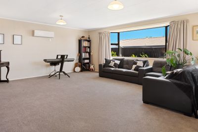 5 Stead Crescent, Stoke, Nelson | Tall Poppy 