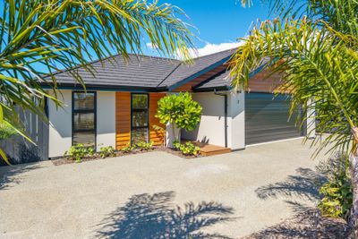 7 Camberley Road, Richmond, Tasman, Nelson | Tall Poppy 