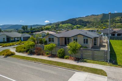 27 Travers Avenue, Richmond, Tasman, Nelson | Tall Poppy 