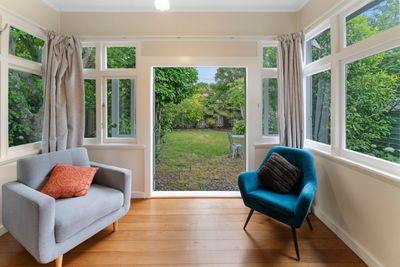 194 Collingwood Street, Nelson Central, Nelson | Tall Poppy 