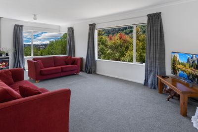 70 Bishopdale Avenue, Bishopdale, Nelson | Tall Poppy 