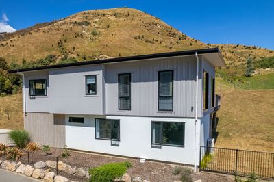 25 Devenish Place, Atawhai, Nelson | Tall Poppy 