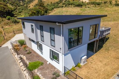 25 Devenish Place, Atawhai, Nelson | Tall Poppy 
