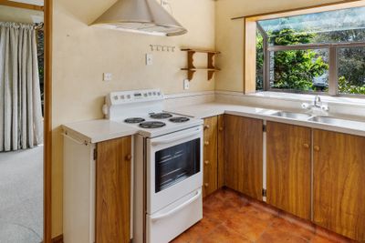 264B Rutherford Street, Nelson Central, Nelson | Tall Poppy 