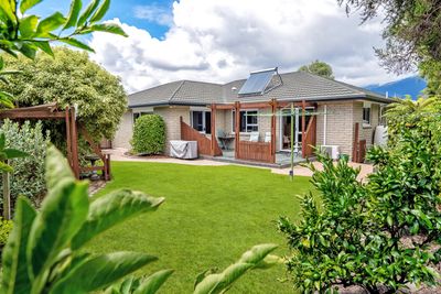 21 Coleridge Place, Stoke, Nelson | Tall Poppy 