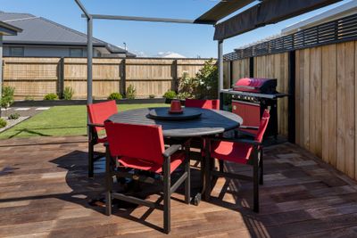 5 Dartnall Lane, Richmond, Tasman, Nelson | Tall Poppy 