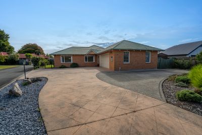 8 Heritage Crescent, Richmond, Tasman, Nelson | Tall Poppy 
