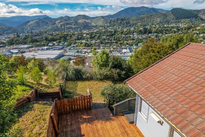 1 Abraham Heights, Washington Valley, Nelson | Tall Poppy 