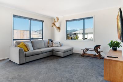 25 Midlane Crescent, Richmond, Tasman, Nelson | Tall Poppy 