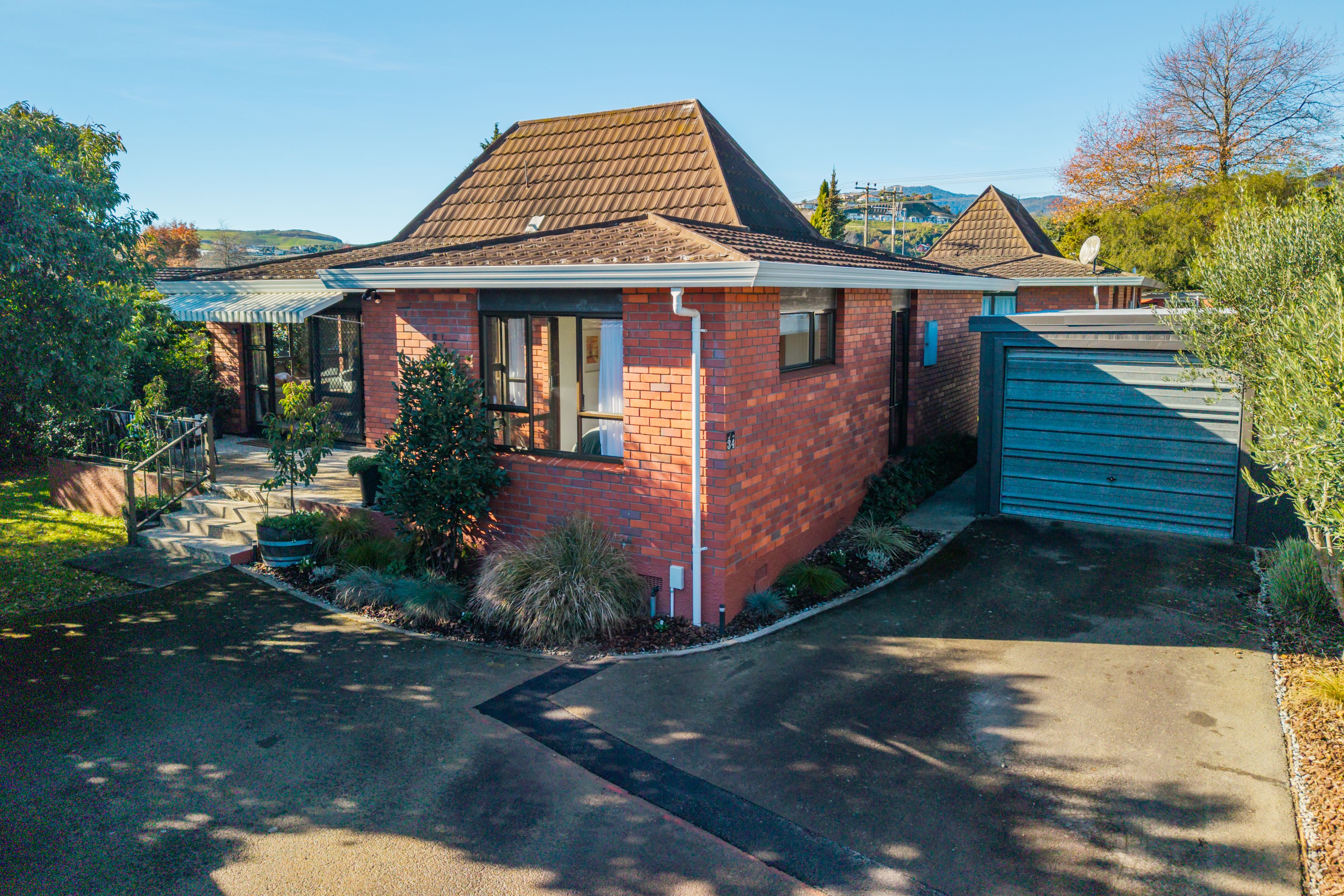 34 Cobham Crescent, Stoke, Nelson | Tall Poppy