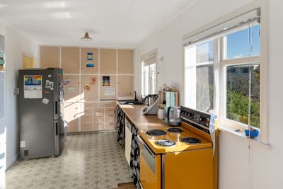 10 Cherry Avenue, Enner Glynn, Nelson | Tall Poppy 