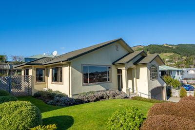 31 Olympus Way, Richmond, Tasman, Nelson | Tall Poppy 