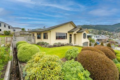 31 Olympus Way, Richmond, Tasman, Nelson | Tall Poppy 