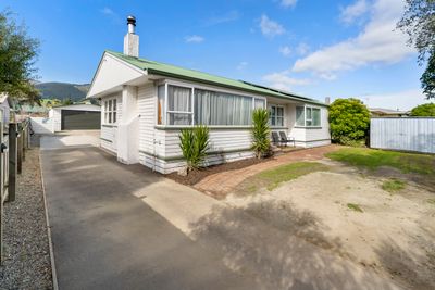 39 Gladstone Road, Richmond, Tasman, Nelson | Tall Poppy 