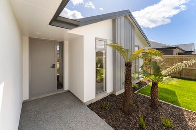 38 Carmine Crescent, Richmond, Tasman, Nelson | Tall Poppy 