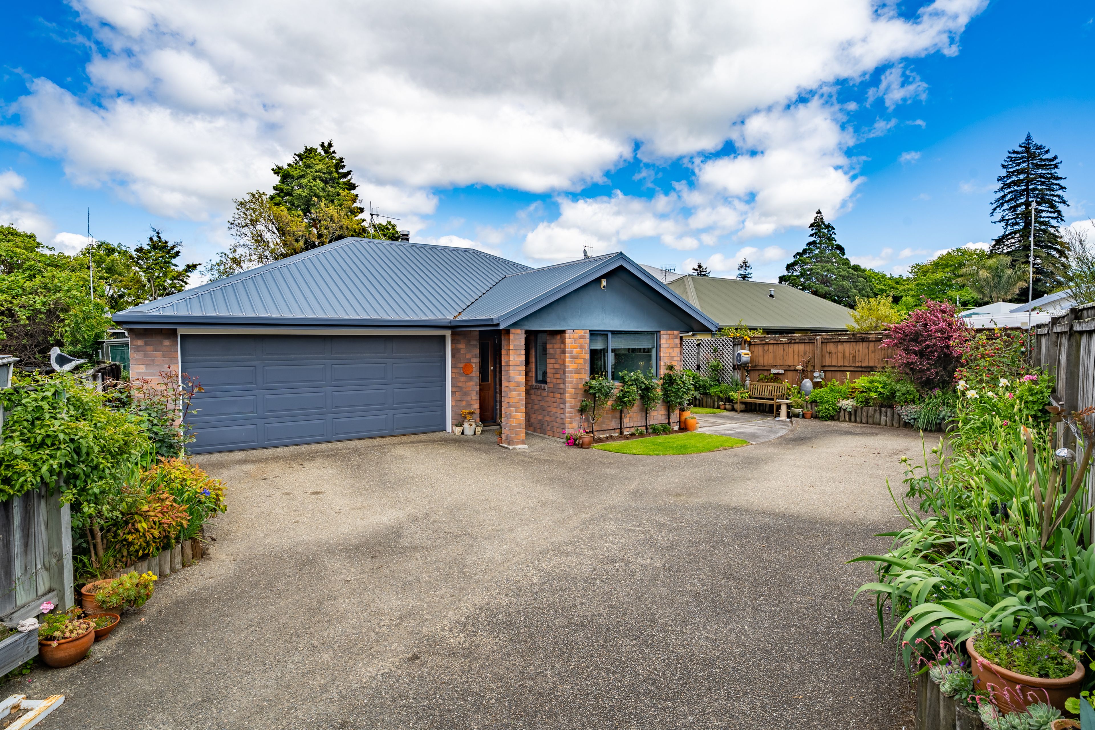 6 Willow Avenue, Stoke, Nelson | Tall Poppy