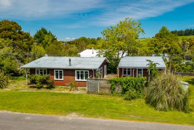 1 Goddard Road, Tasman, Nelson | Tall Poppy 