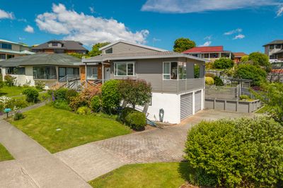 23 Washbourn Drive, Richmond, Tasman, Nelson | Tall Poppy 