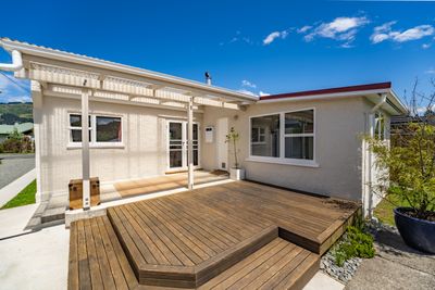 16 Collins Road, Richmond, Tasman, Nelson | Tall Poppy 
