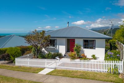 325 Princes Drive, Britannia Heights, Nelson, Nelson | Tall Poppy 
