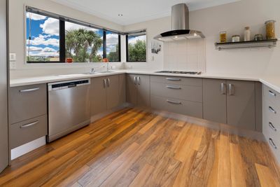 60 Hunter Avenue, Richmond, Tasman, Nelson | Tall Poppy 
