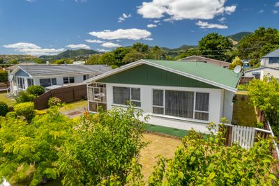 3 Leicester Street, Stoke, Nelson | Tall Poppy 
