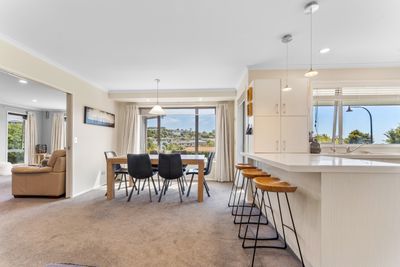 52 Hunter Avenue, Richmond, Tasman, Nelson | Tall Poppy 
