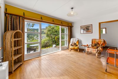 14 Jenner Road, Toi Toi, Nelson | Tall Poppy 