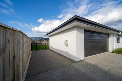 2 Youngberry Drive, Richmond, Tasman, Nelson | Tall Poppy 