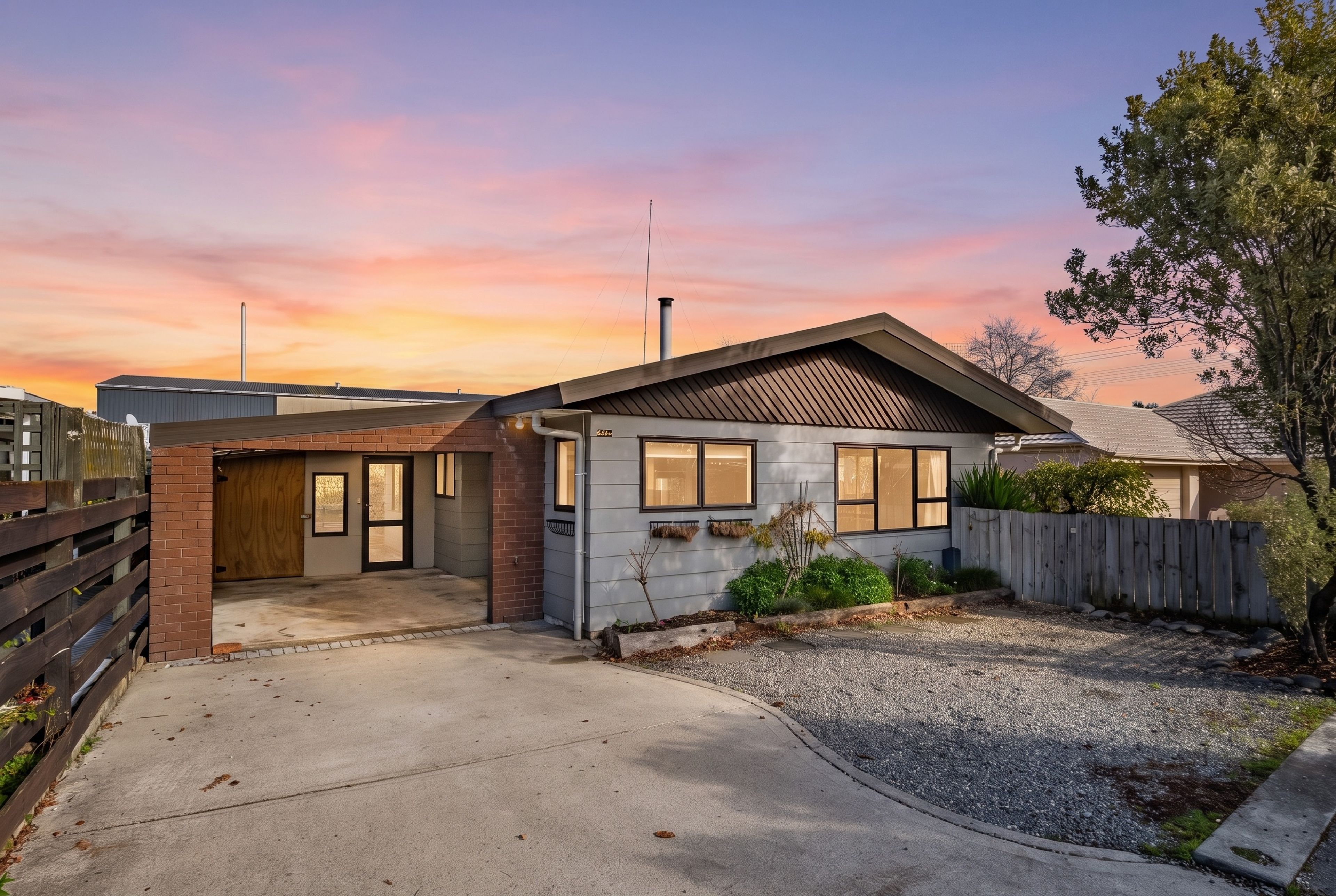 646B Main Rd Stoke, Stoke, Nelson | Tall Poppy