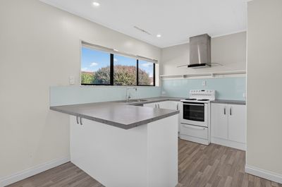 2/240 Songer Street, Stoke, Nelson | Tall Poppy 