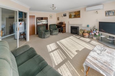 20 Devon Street, Stoke, Nelson | Tall Poppy 