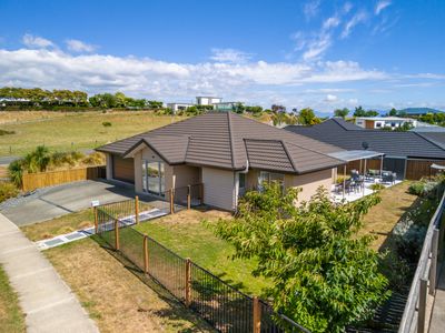 26 Pine Crest Drive, Richmond, Tasman, Nelson | Tall Poppy 