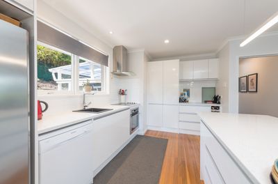 295 Annesbrook Drive, Stoke, Nelson | Tall Poppy 