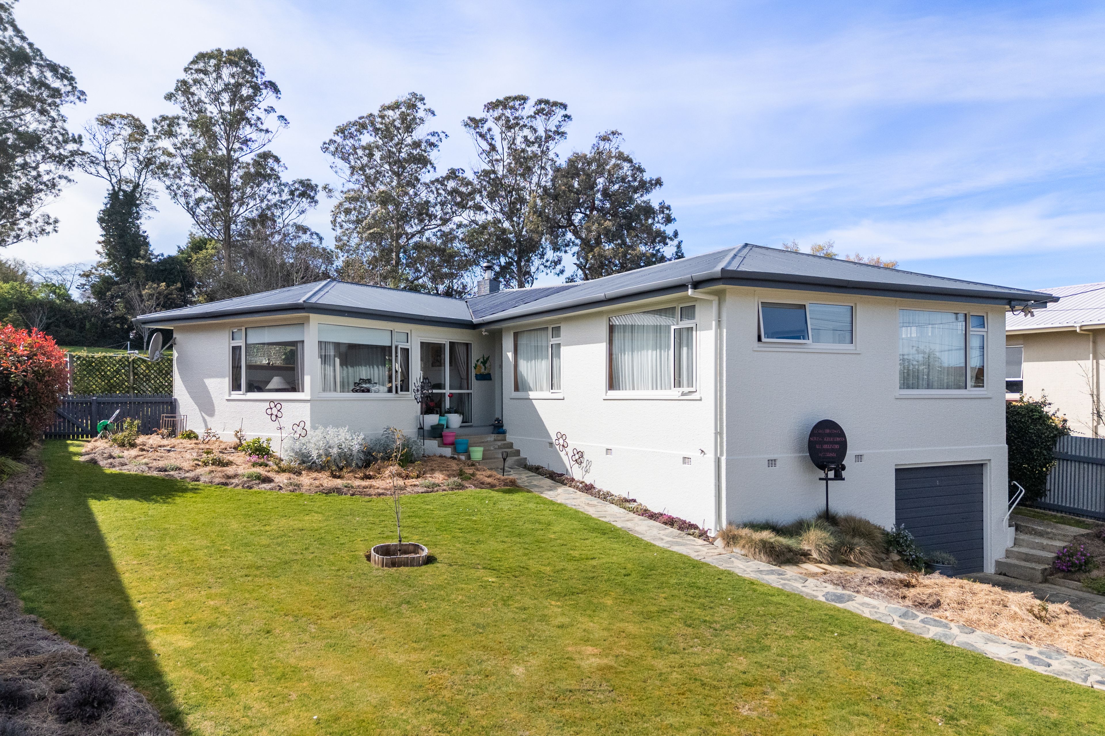 14 Oxford Street, Holmes Hill, Waitaki, Otago | Tall Poppy