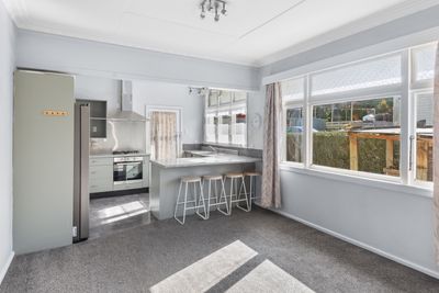 32 Lune Street, South Hill, Oamaru, Otago | Tall Poppy 