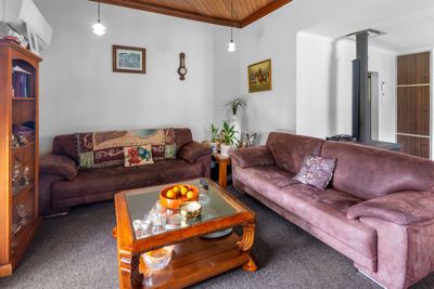 48 Wharfe Street, South Hill, Oamaru, Otago | Tall Poppy 